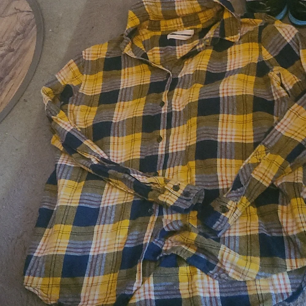 Mens urban outfitters long sleeve checked type pattern country shirt - Picture 4 of 4
